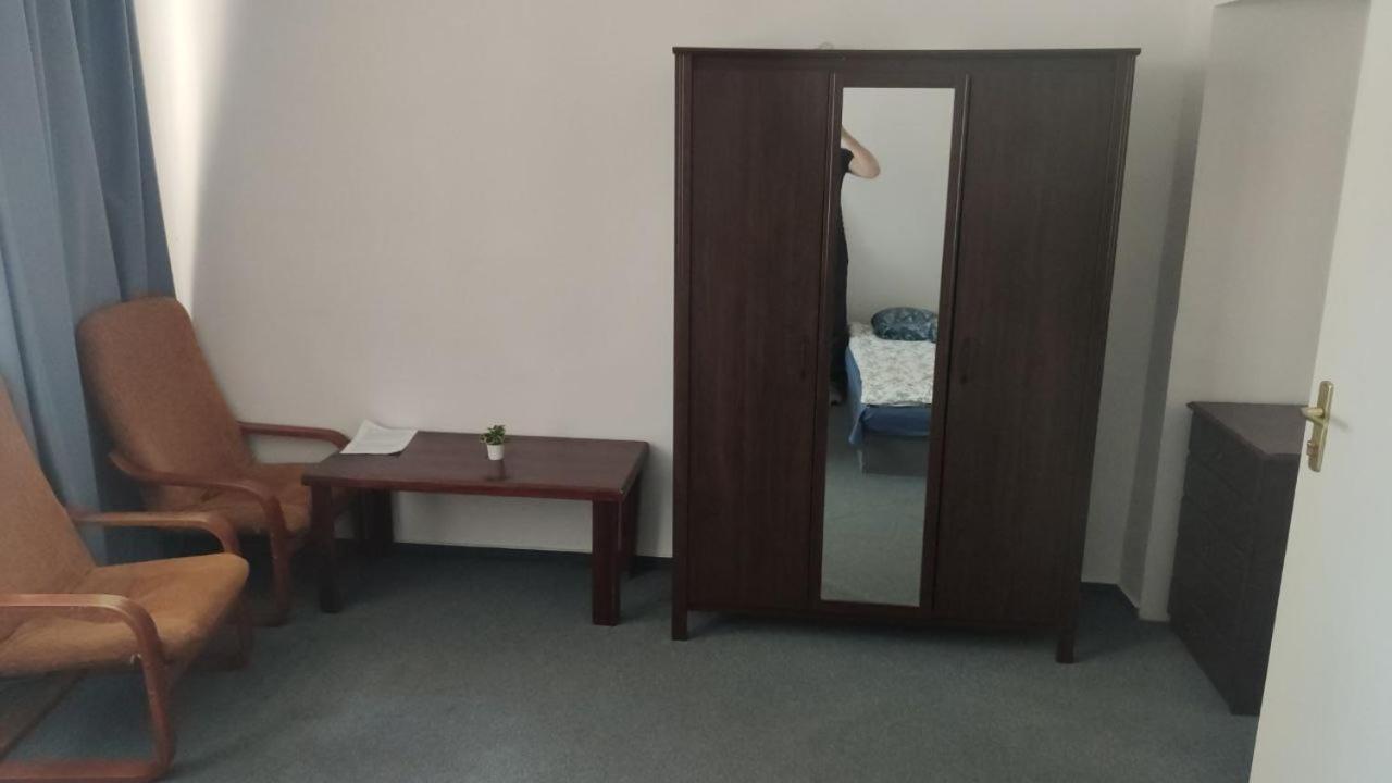 Rooms In The Centrum Of Varsovie Extérieur photo